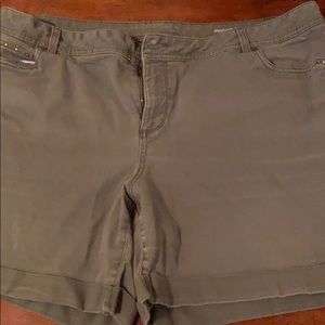Sonoma Jean Short